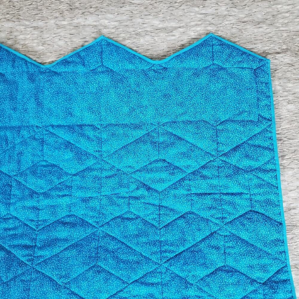 Beautiful Quilted Art Wall Hanging signed by Artist - Inner Peace - Picture 7 of 9